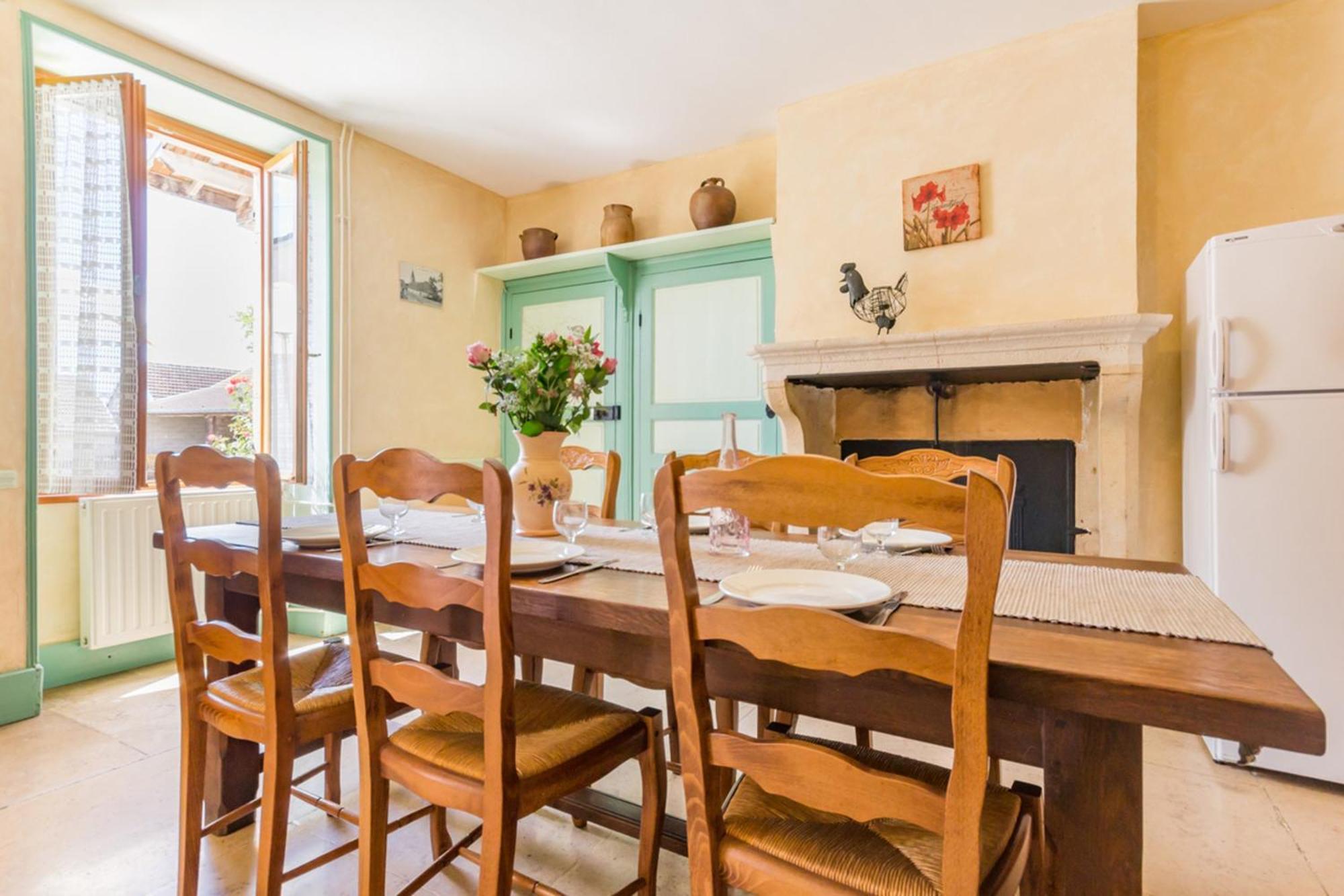 Maison Chaleureuse A Eringes Avec Jardin Et Parking Inclus Exterior foto